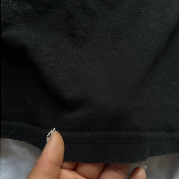 GUESS Y2K T-Shirt - Picture 5 of 7